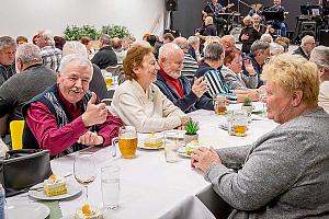 Setkání důchodců, restaurace SKC Dolní Třebonín 13. března 2025, foto: Lubor Mrázek