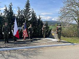 Slavnostní položení kytice k 81. výročí sestřelení amerického letce Williama R. Preddyho 18. 4. 2026